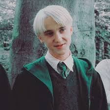 Hat Draco Malfoy eine neue Freundin ?