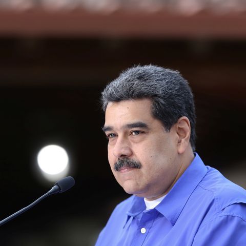 Exclusiva: Maduro renuncia a la presidencia